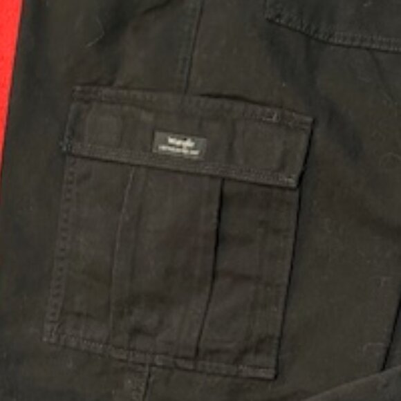 Wrangler Men's Cargo Khaki Black Pants - Sz 42 x 30 NWT - Picture 8 of 14